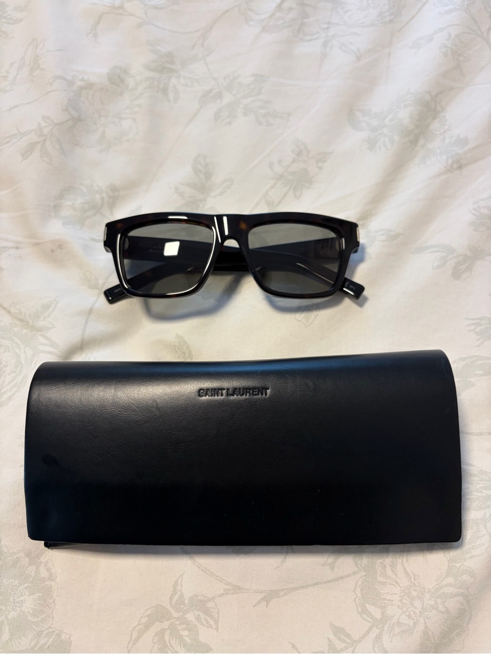 Saint Laurent Bold 5